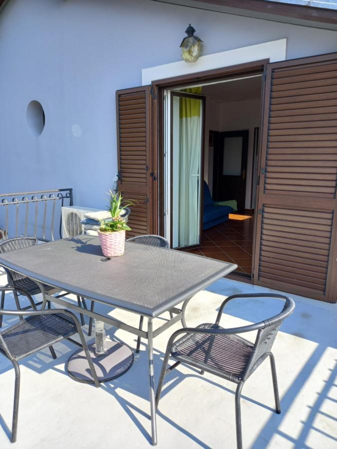 Apartments Miri Zambratija  Extérieur photo